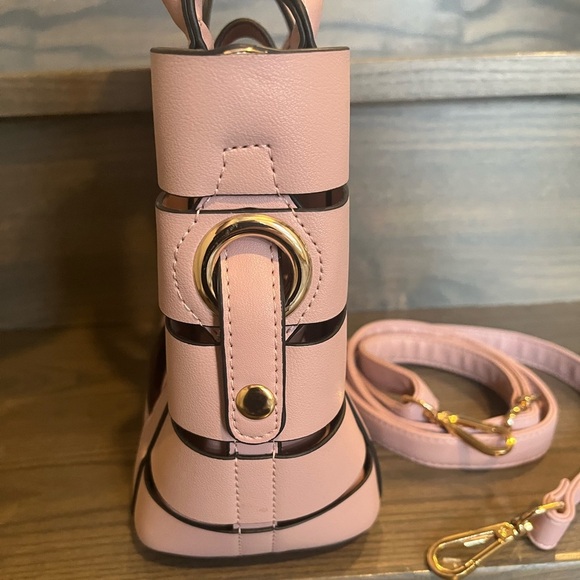 Soft Pink bag with crossbody strap - Picture 12 of 15